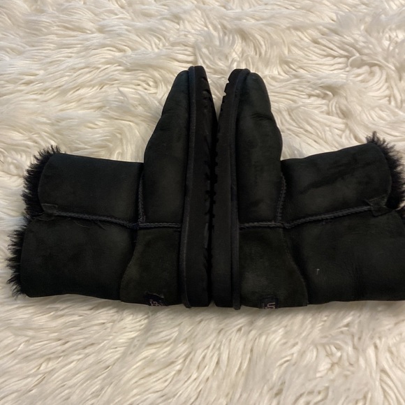 UGG Baileys Short Boots size 5 very good condition no rips smell or stains - Picture 4 of 16